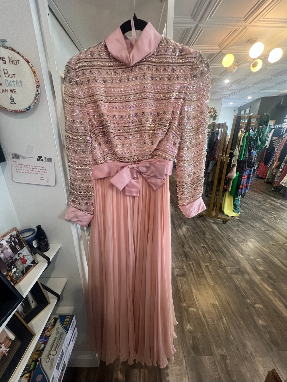 Vintage Elegant sequin embroidered Pink Sequin & Chiffon Evening Dress with bow